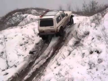 Нива против других внедорожников в Магадане &laquo; автомагадан