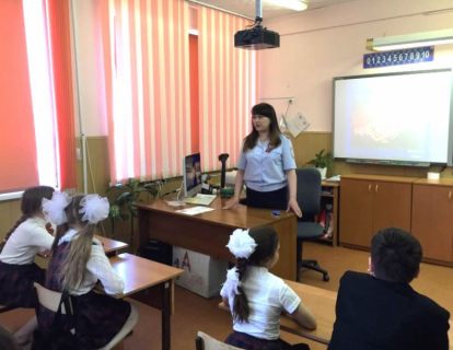 На Колыме в годы Великой Отечественной войны, чтобы попасть на фронт сотрудники госавтоинспекции купили танк в Магадане &laquo; автомагадан