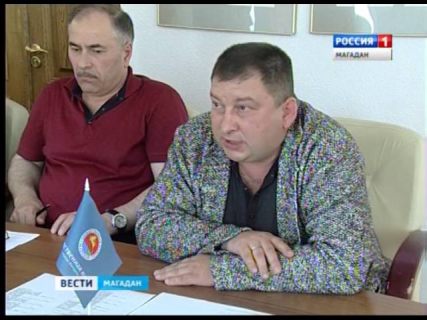 Большинство магаданских водителей не замечают знак парковки для инвалидов в Магадане &laquo; автомагадан