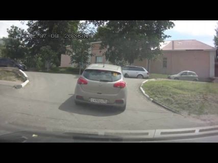 Берегись автоледи в Магадане &laquo; автомагадан